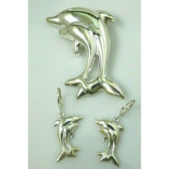 Dolphin Pendant Brooch Jewelry Set Pierced Earrings Silver Tone Vintage Shiny! - Picture 3 of 12